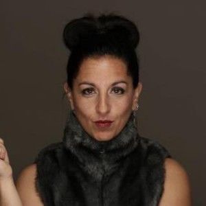 Meet your Posher, Stefani